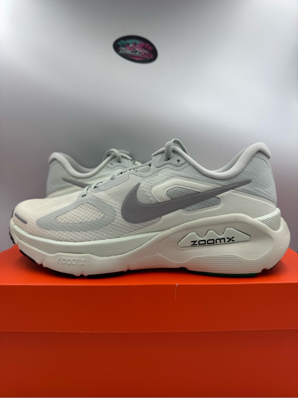 Nike Structure Plus Light Silver Barely Green BRAND NEW Size 10 Women